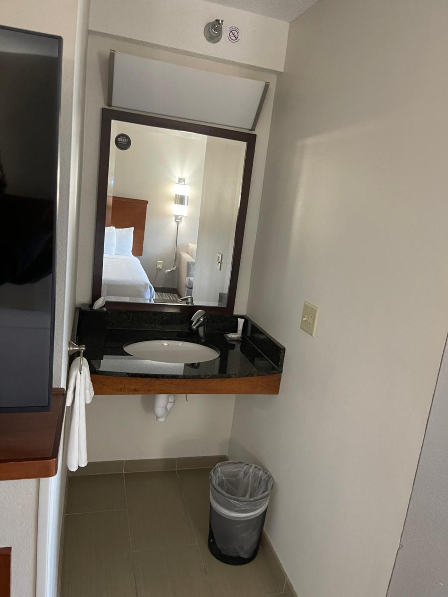 Hyatt Place Kansas City/Overland Park/Metcalf מראה חיצוני תמונה