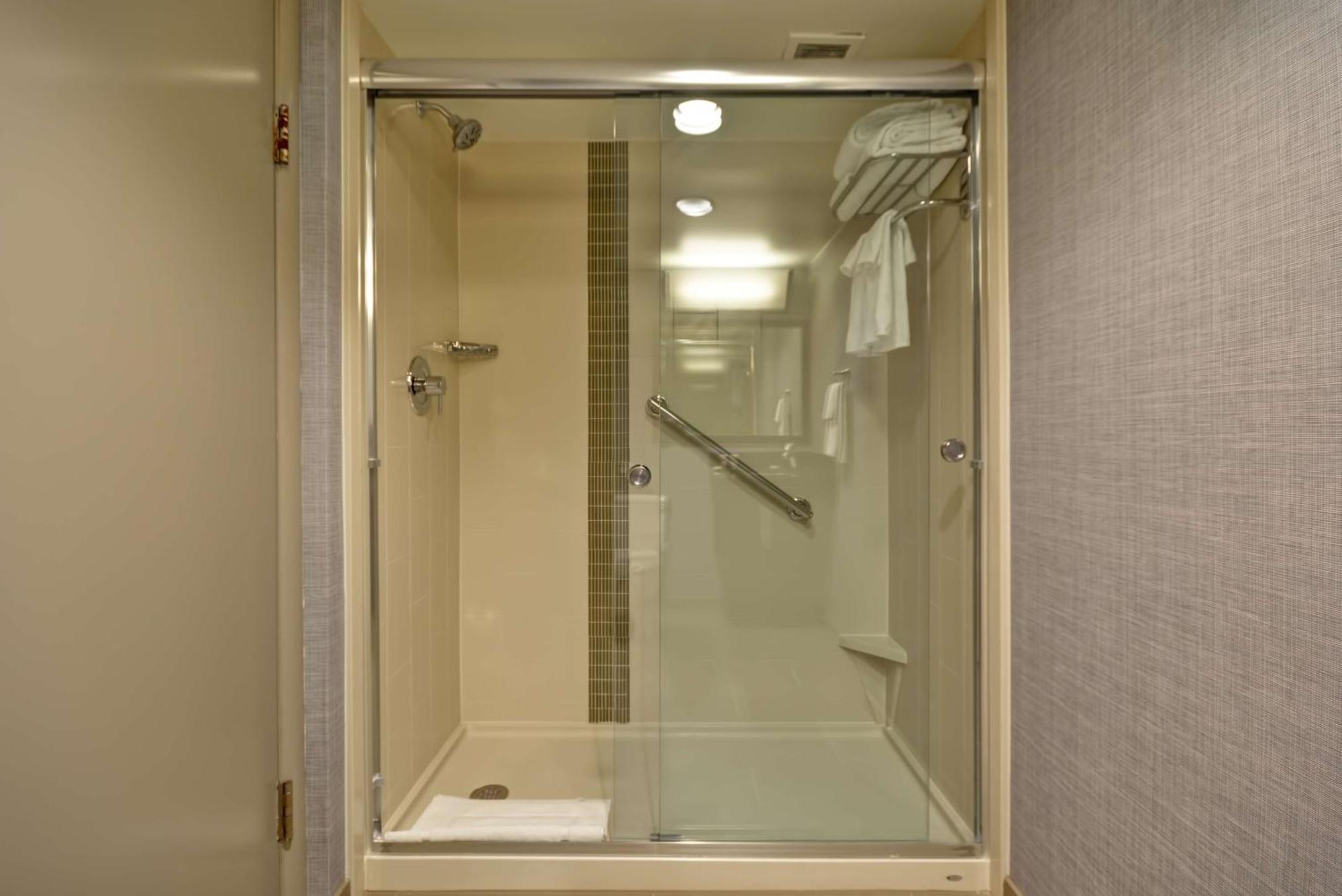 Hyatt Place Kansas City/Overland Park/Metcalf מראה חיצוני תמונה