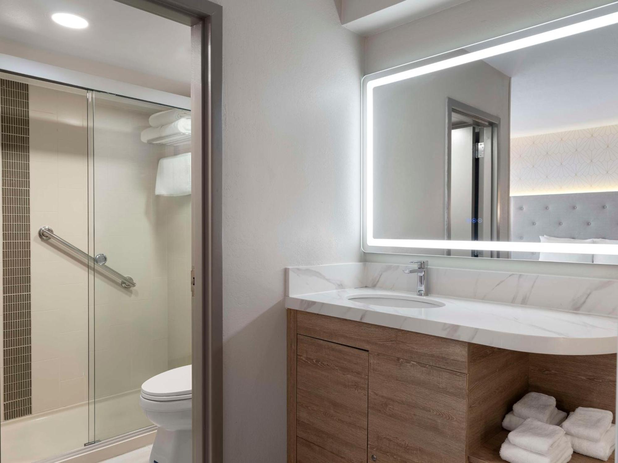 Hyatt Place Kansas City/Overland Park/Metcalf מראה חיצוני תמונה