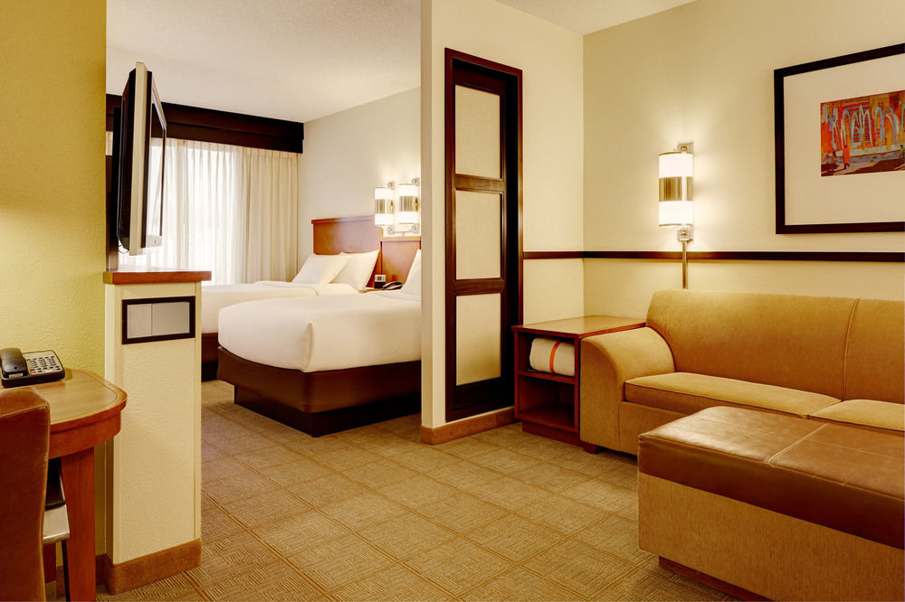 Hyatt Place Kansas City/Overland Park/Metcalf מראה חיצוני תמונה